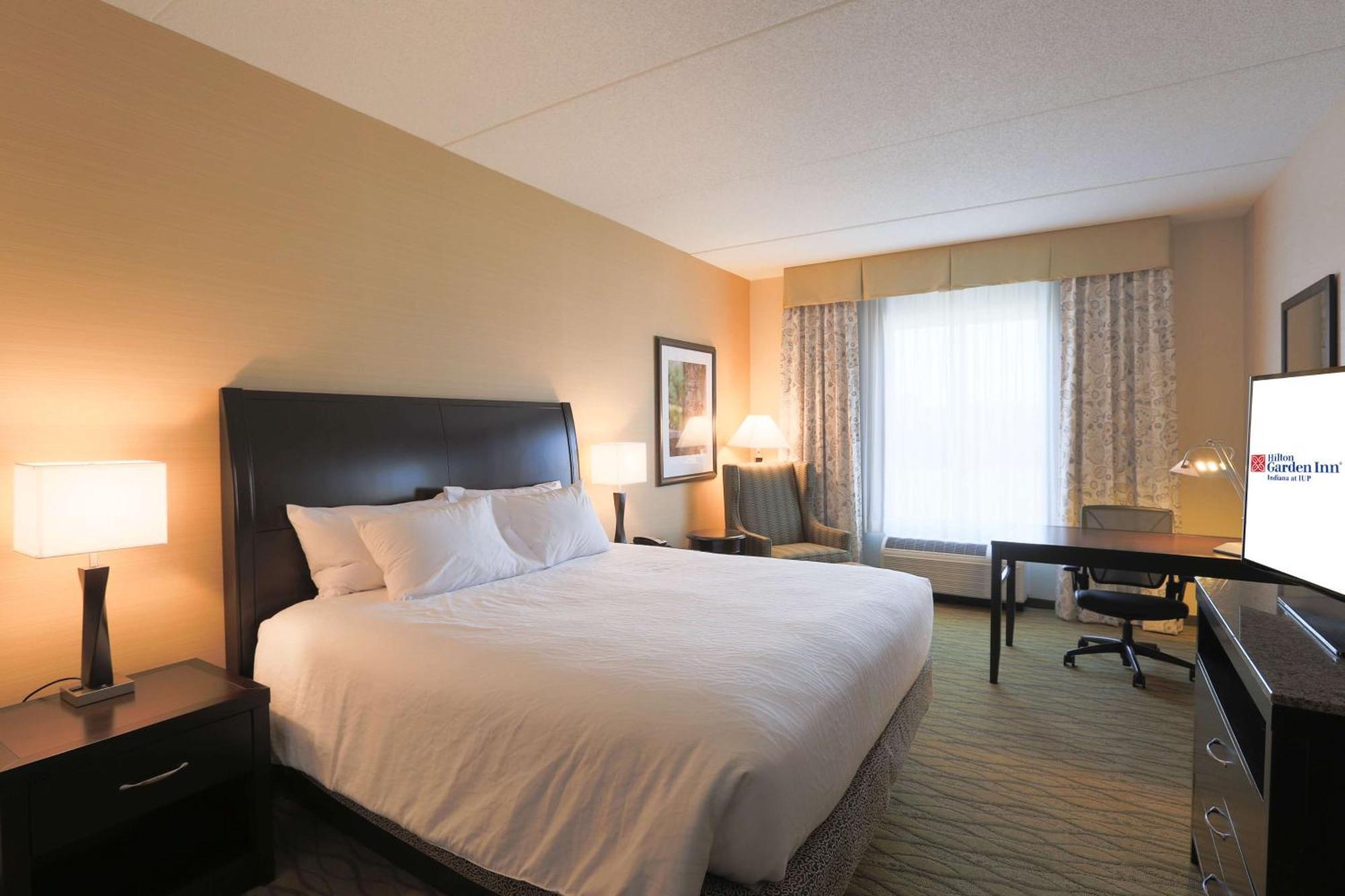 Hilton Garden Inn Indiana At Iup Экстерьер фото